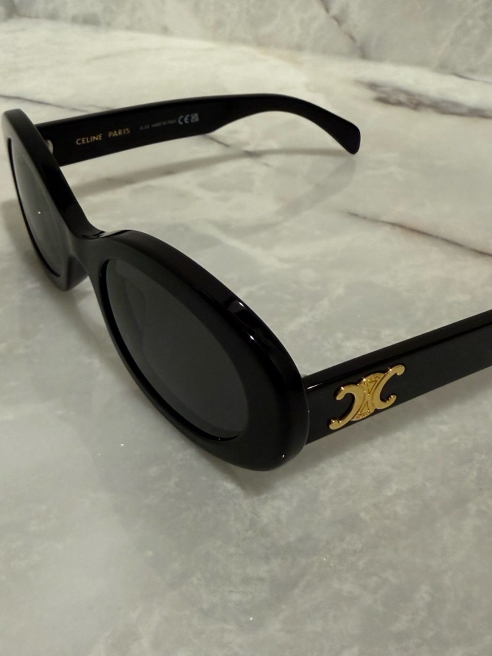 CELINE Triomphe Oval Sunglasses - Picture 4 of 11